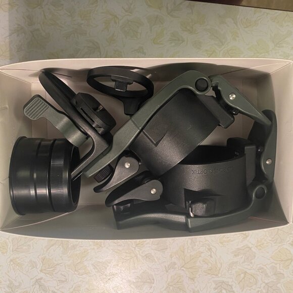 Swarovski DCB II Photography/Digiscoping Camera Adapter for ATS HD/STS HD/ATM/ST - Picture 2 of 16